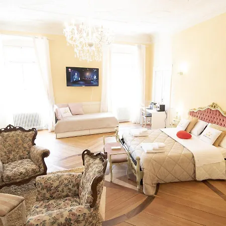 Bed & Breakfast Beb C'est Lavis